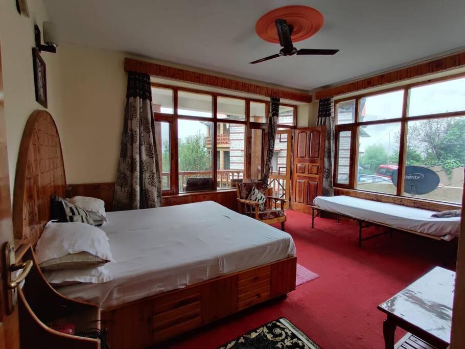 Aroma Taru Villa / Cottage ,Manali מראה חיצוני תמונה